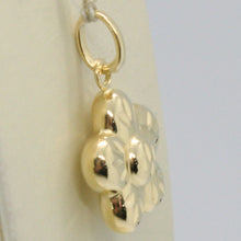 Load image into Gallery viewer, 18K YELLOW GOLD ROUNDED FLOWER DAISY PENDANT CHARM 22 MM SMOOTH MADE IN ITALY
