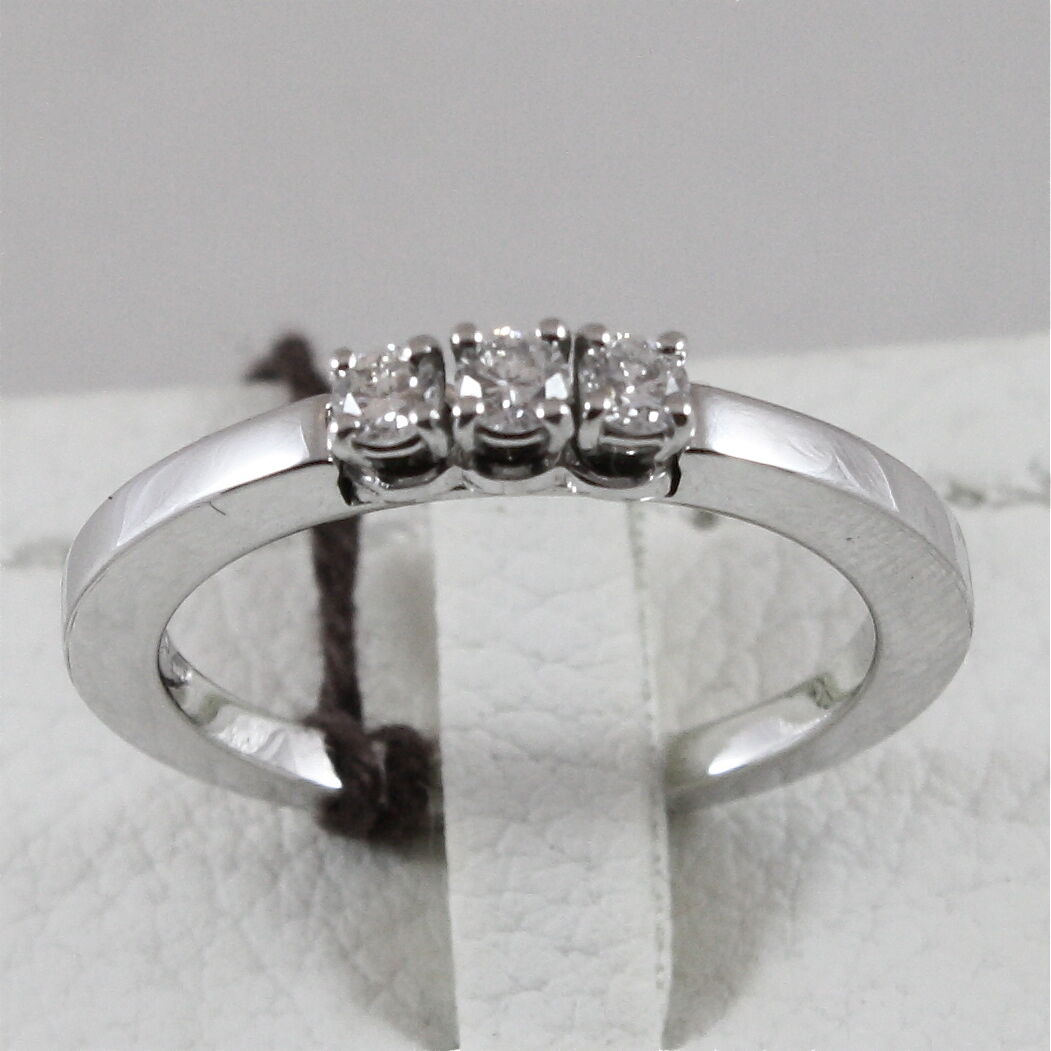 18k white gold trilogy ring with diamonds, made in Italy
