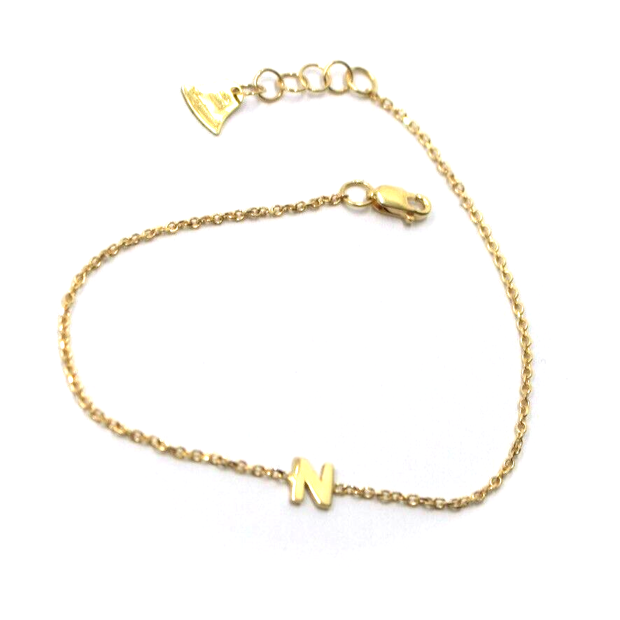 18k yellow gold rolo thin bracelet with central small 5mm letter initial N.