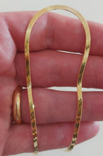 Cargar imagen en el visor de la galería, 18K YELLOW GOLD CHAIN FLAT 2.2mm FISHBONE 20&quot; HERRINGBONE TWO SIDES SMOOTH SATIN.
