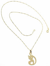 Load image into Gallery viewer, 18K YELLOW GOLD MINI NECKLACE, FLAT CAT HEART PENDANT 0.9&quot; VENETIAN CHAIN 17.7&quot;.
