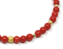 Load image into Gallery viewer, 18K YELLOW GOLD BRACELET, RED CORAL SPHERES 4/4.5mm, ALTERNATE GOLD BALLS.
