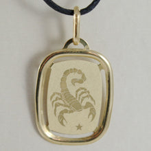 Load image into Gallery viewer, solid 18k yellow gold scorpio zodiac sign medal pendant, zodiacal, made in Italy
