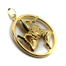 Load image into Gallery viewer, 18k yellow gold pendant, rounded Trinacria, length 30mm, two faces, medallion.
