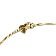 Load image into Gallery viewer, 18k yellow gold bangle thin bracelet, semi rigid, flat heart, made in Italy.
