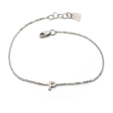18k white gold rolo thin bracelet with central small 5mm letter initial P.