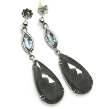 Load image into Gallery viewer, 18k white gold drop earrings, aquamarine ct 2.50 sapphire ct 29.50 made in Italy.
