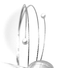 Load image into Gallery viewer, 18k white gold Magicwire bangle bracelet, elastic worked multi wires, pearls.
