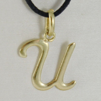 18k yellow gold pendant charm initial letter U, slightly rounded slab 17mm.