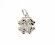 18k white gold rounded four leaf pendant charm 22 mm smooth made in Italy.