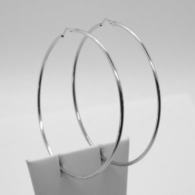 18k white gold round circle earrings diameter 50 mm width 1.7 mm, made in Italy.