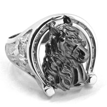 Load image into Gallery viewer, SOLID 18K WHITE BLACK GOLD BAND MAN RING HORSE HEAD HERD HORSESHOE FINELY WORKED
