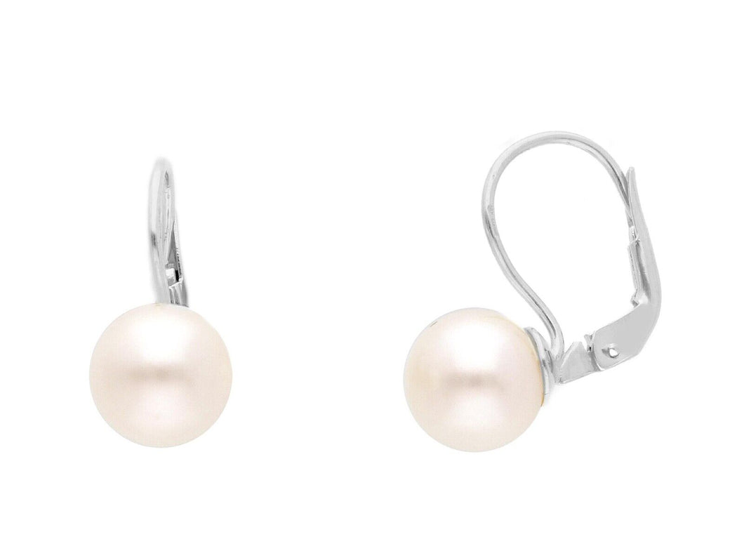18k white gold pendant leverback earrings with 8.5/9mm freshwater white pearls.