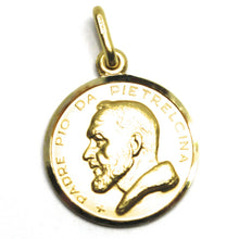 Load image into Gallery viewer, 18k yellow gold medal pendant, Saint Pio of Pietrelcina 17mm very detailed.
