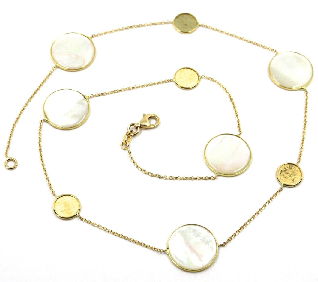 18K YELLOW GOLD NECKLACE, FLAT MOTHER OF PEARL ALTERNATE DISCS, 17.3