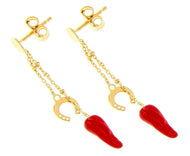 18K YELLOW GOLD PENDANT EARRINGS WITH 12mm RED ENAMEL HORN CORNICELLO AND HORSESHOE.