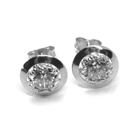 18k white gold button earrings cubic zirconia, round disc worked frame, 10 mm.