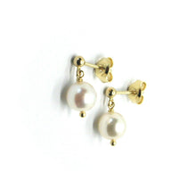 Load image into Gallery viewer, solid 18k yellow gold pendant earrings, saltwater akoya pearls diameter 7.5/8 mm

