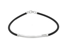 Charger l&#39;image dans la galerie, 18K WHITE GOLD BRACELET WITH 3mm ROUND TUBE PLATE AND BLACK RUBBER, 8.3&quot;.
