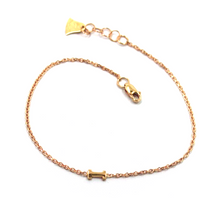 Load image into Gallery viewer, 18k rose gold rolo thin bracelet with central small 5mm letter initial I.
