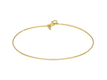 Cargar imagen en el visor de la galería, 18k yellow gold bracelet, rigid, bangle, thin 1mm tube, smooth with lobster.
