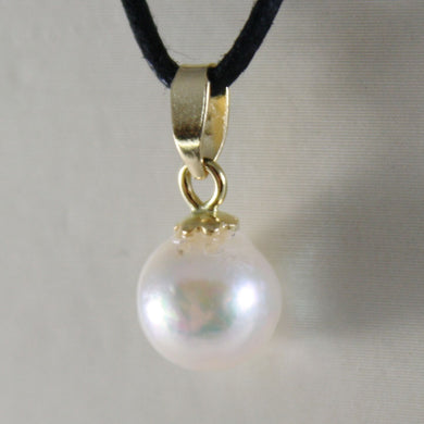 18k yellow gold pendant charm with round akoya white pearl 7 mm, made in Italy.