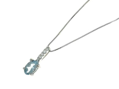 18k white gold necklace, oval aquamarine 0.45, 4 diamonds 0.04, venetian chain.
