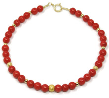 Load image into Gallery viewer, 18K YELLOW GOLD BRACELET, RED CORAL SPHERES 4/4.5mm, ALTERNATE GOLD BALLS.
