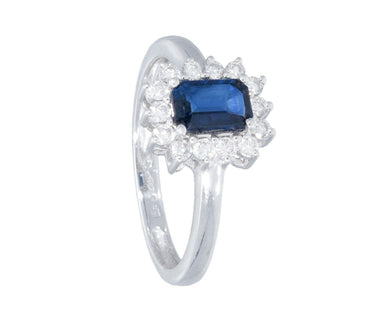 18k white gold flower ring, diamonds 0.22 & emerald cut sapphire 0.70 Italy made.