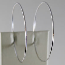 Load image into Gallery viewer, 18k white gold earrings big circle hoop 40 mm 1.57 inch diameter made in Italy.
