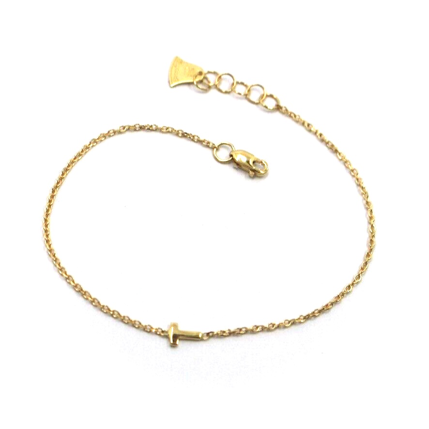 18k yellow gold rolo thin bracelet with central small 5mm letter initial T.