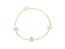 Load image into Gallery viewer, 18k yellow gold kid child bracelet enamel daisy flowers, rolo chain.
