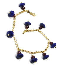Load image into Gallery viewer, 18K YELLOW GOLD BRACELET, OVAL FACETED LAPIS LAZULI PENDANT, ROLO LINKS 2.5mm.
