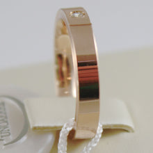 Load image into Gallery viewer, 18k rose gold wedding band unoaerre square comfort ring, diamond made in Italy

