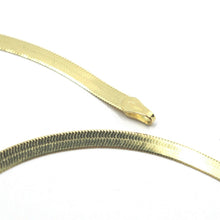 Cargar imagen en el visor de la galería, 18K YELLOW GOLD CHAIN FLAT 2.2mm FISHBONE 18&quot; HERRINGBONE TWO SIDES SMOOTH SATIN.

