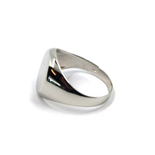 Load image into Gallery viewer, 18K WHITE GOLD BAND SIGNET MAN SOLID RING, 10x13mm OVAL SMOOTH FLAT CENTRAL
