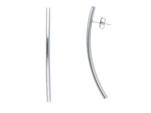 Load image into Gallery viewer, 18K WHITE GOLD LONG CURVED BAR 2mm TUBE PENDANT EARRINGS 5cm 2&quot; MADE IN ITALY.
