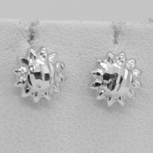 Load image into Gallery viewer, 18k white gold earrings with very shiny sun worked made in Italy 0.28 inches.
