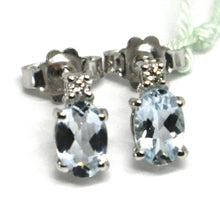 Load image into Gallery viewer, 18k white gold aquamarine earrings 0.90 carats, oval cut, diamonds, Italy made.
