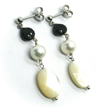 Load image into Gallery viewer, 18k white gold pendant earrings alternate pearl, oval mother of pearl, spinel.
