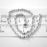 18k white gold, oval navy mariner bracelet, 8.30 inches, 21 cm, made in Italy.