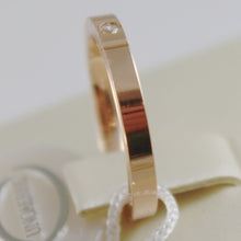 Load image into Gallery viewer, 18k rose gold wedding band unoaerre square comfort ring, diamond made in Italy.
