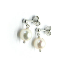 Load image into Gallery viewer, solid 18k white gold pendant earrings, saltwater akoya pearls diameter 7.5/8 mm.
