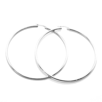 18k white gold round circle earrings diameter 50 mm, width 2 mm, made in Italy.