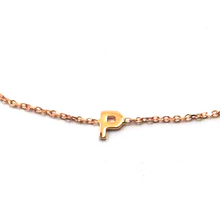 Load image into Gallery viewer, 18k rose gold rolo thin bracelet with central small 5mm letter initial P.
