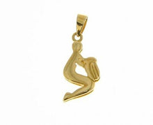 Load image into Gallery viewer, solid 18k yellow gold zodiac sign pendant zodiacal charm aquarius made in Italy.

