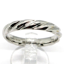Charger l&#39;image dans la galerie, 18k white gold band braided ring, braid woven, smooth, made in Italy.
