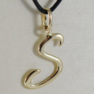 18k yellow gold pendant charm initial letter S, slightly rounded slab 18mm.