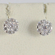 18k white gold 5 mm flower sun earrings white zirconia 0.5 carats.