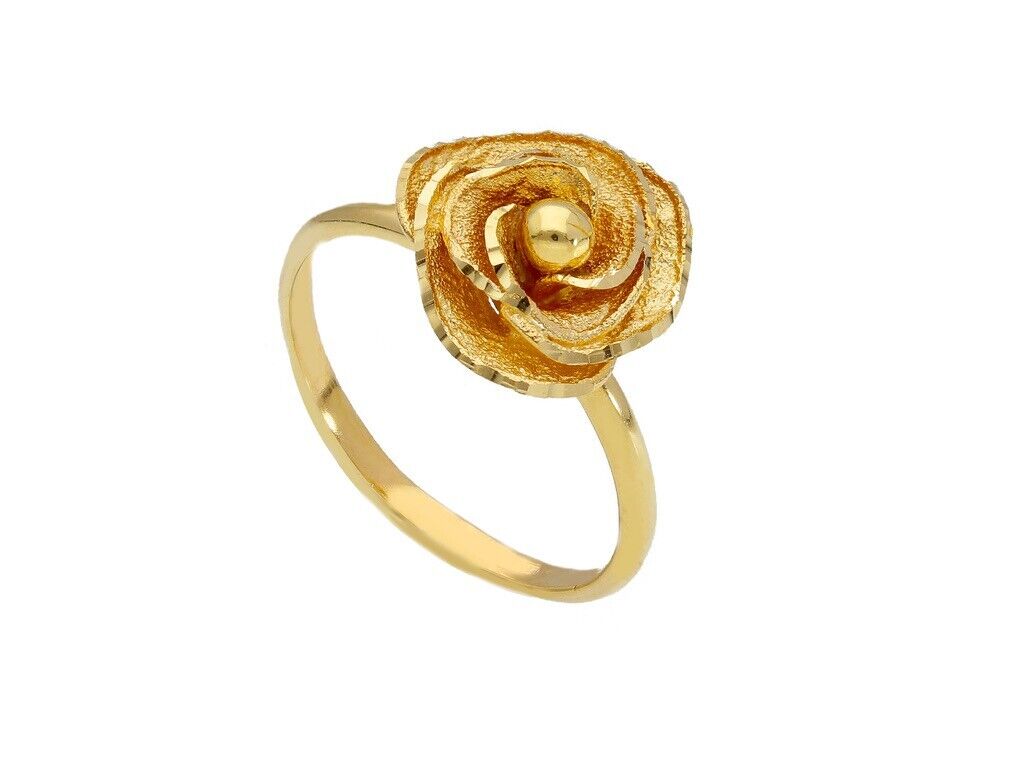 SOLID 18K YELLOW GOLD RING WITH FINELY WORKED FLOWER WITH PETALS 13mm CENTRAL.